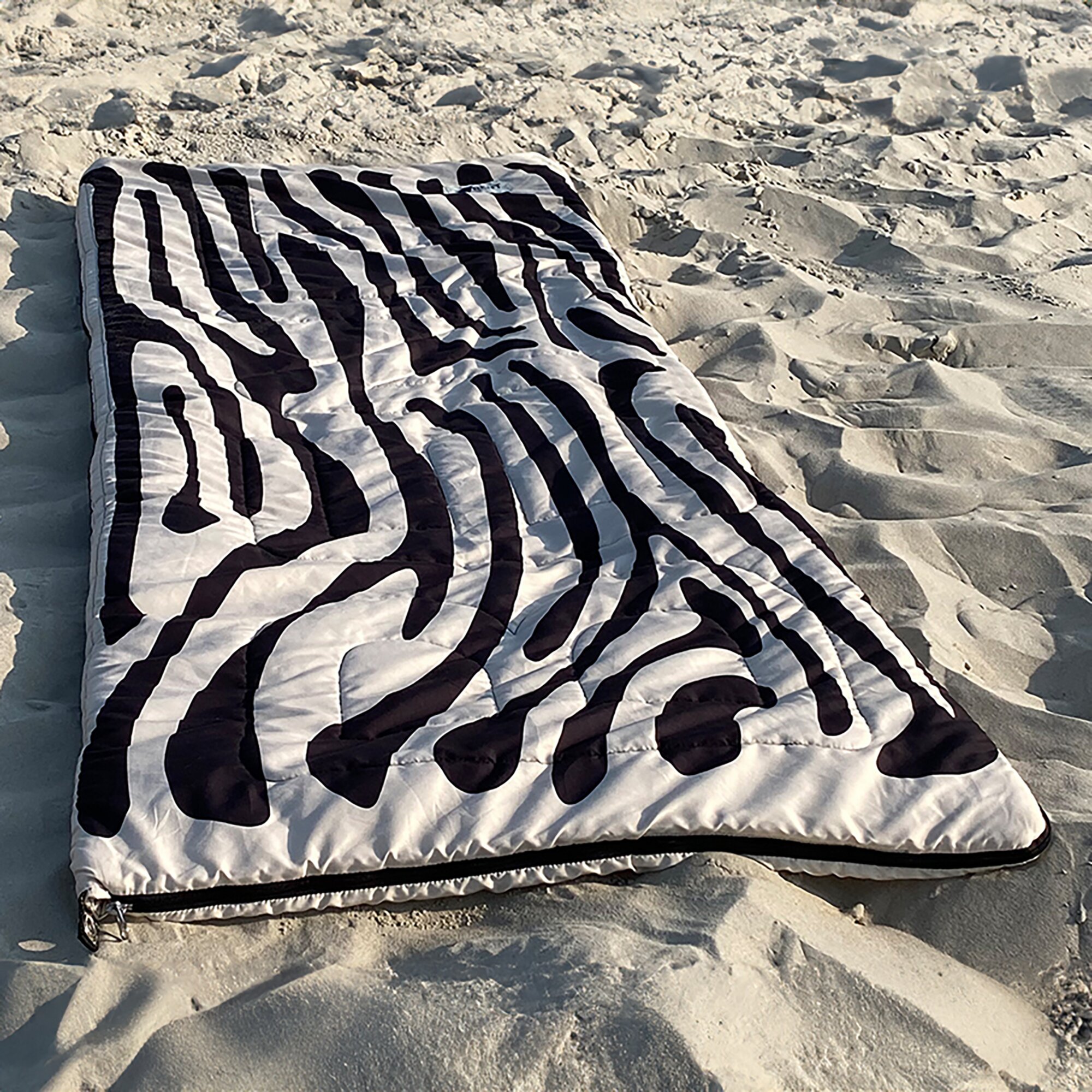 Vanlife Schlafsack Bentcho, Zebra Druck