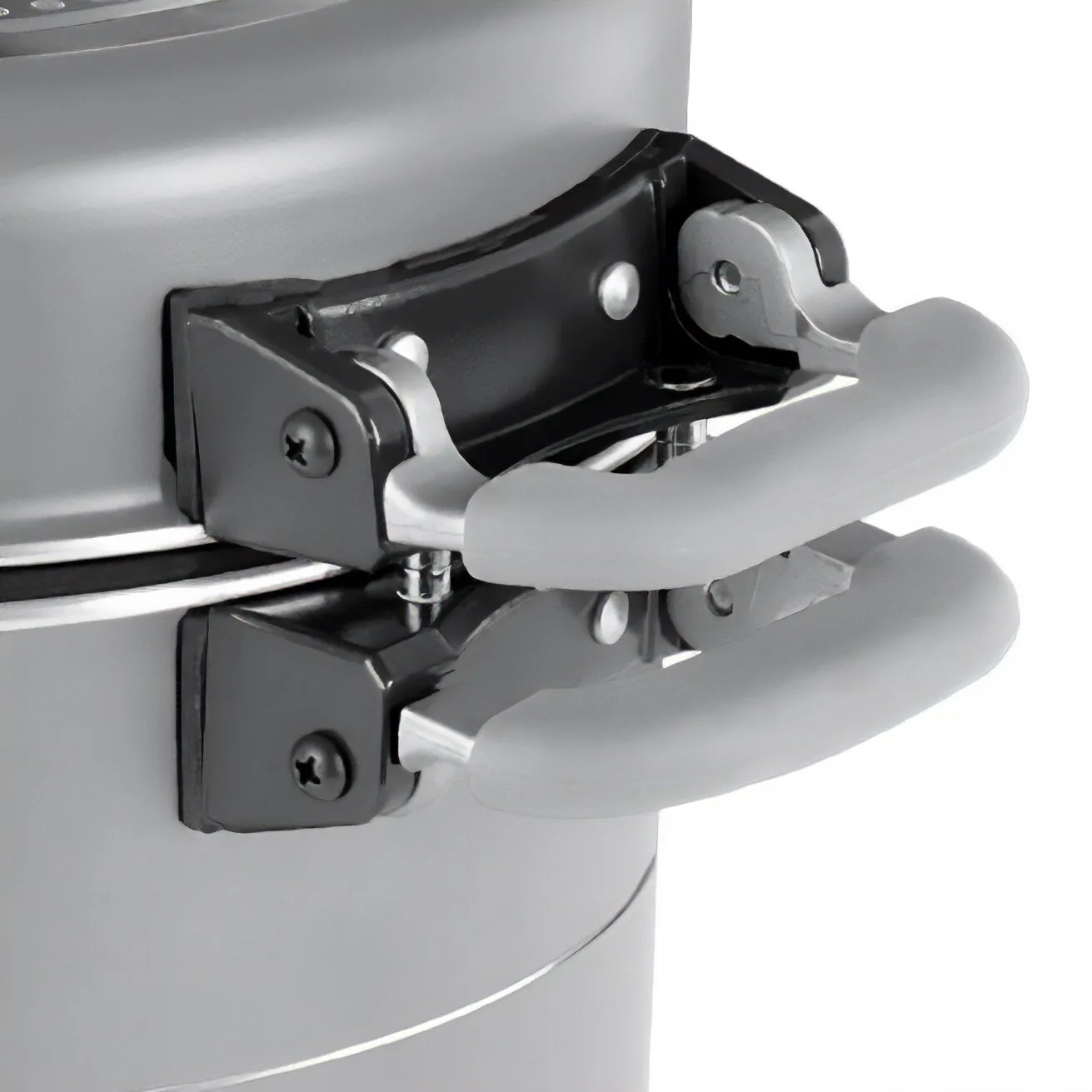 Detailaufnahme des grauen Topfsets Fusion 7 + 1 mit zwei klappbaren Griffen an den Töpfen