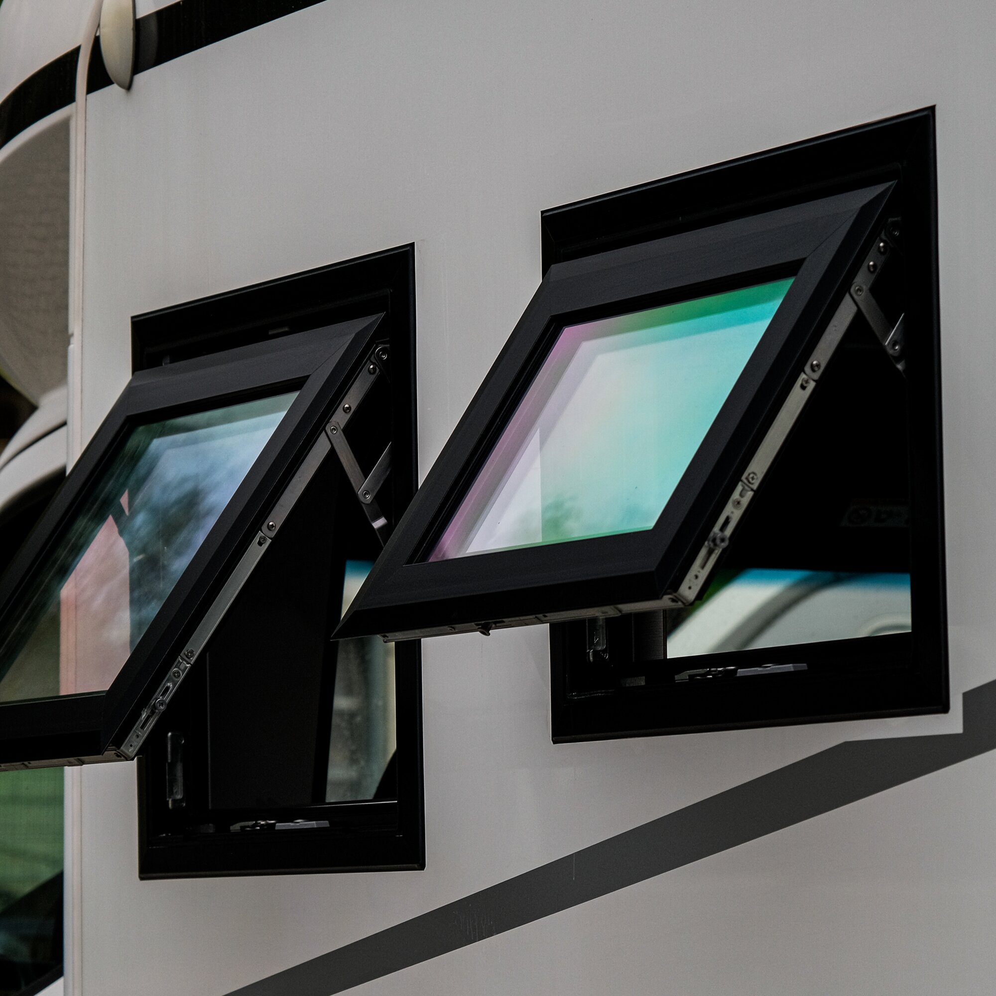 Security Window, 700 x 500 mm