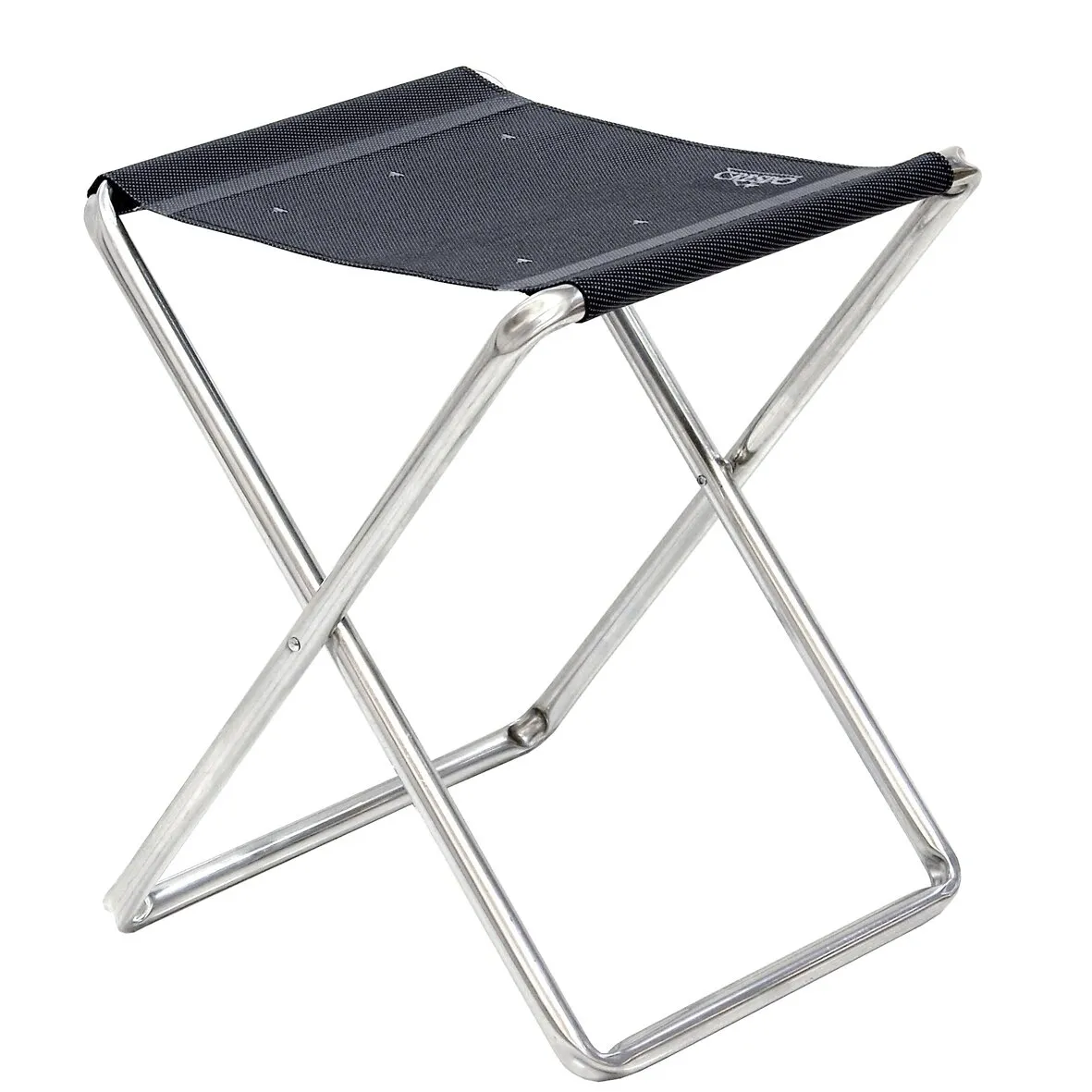 Hocker AL/301 Classic mit schwarzer Sitzfläche aus Gewebe und klappbarem Gestell aus glänzendem Metall in Seitenansicht