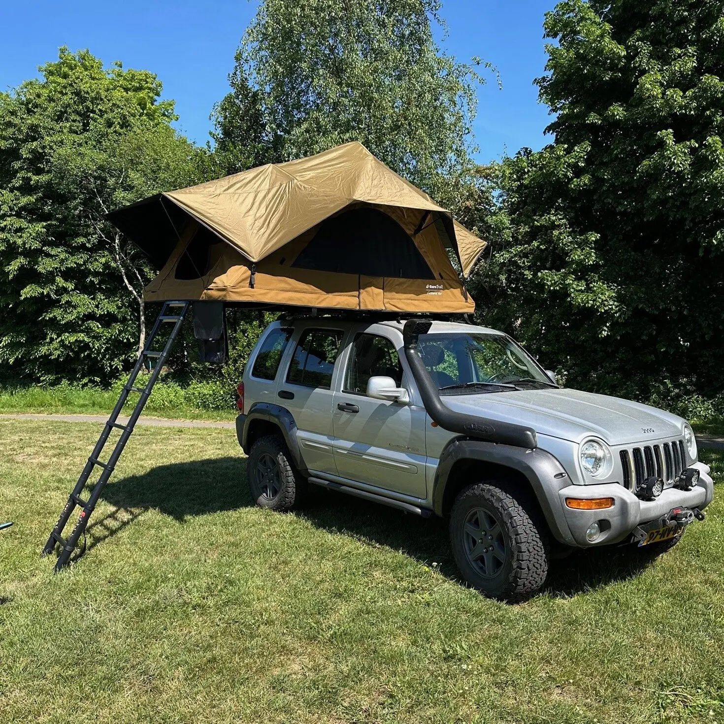 Roof Tent Victoria 140