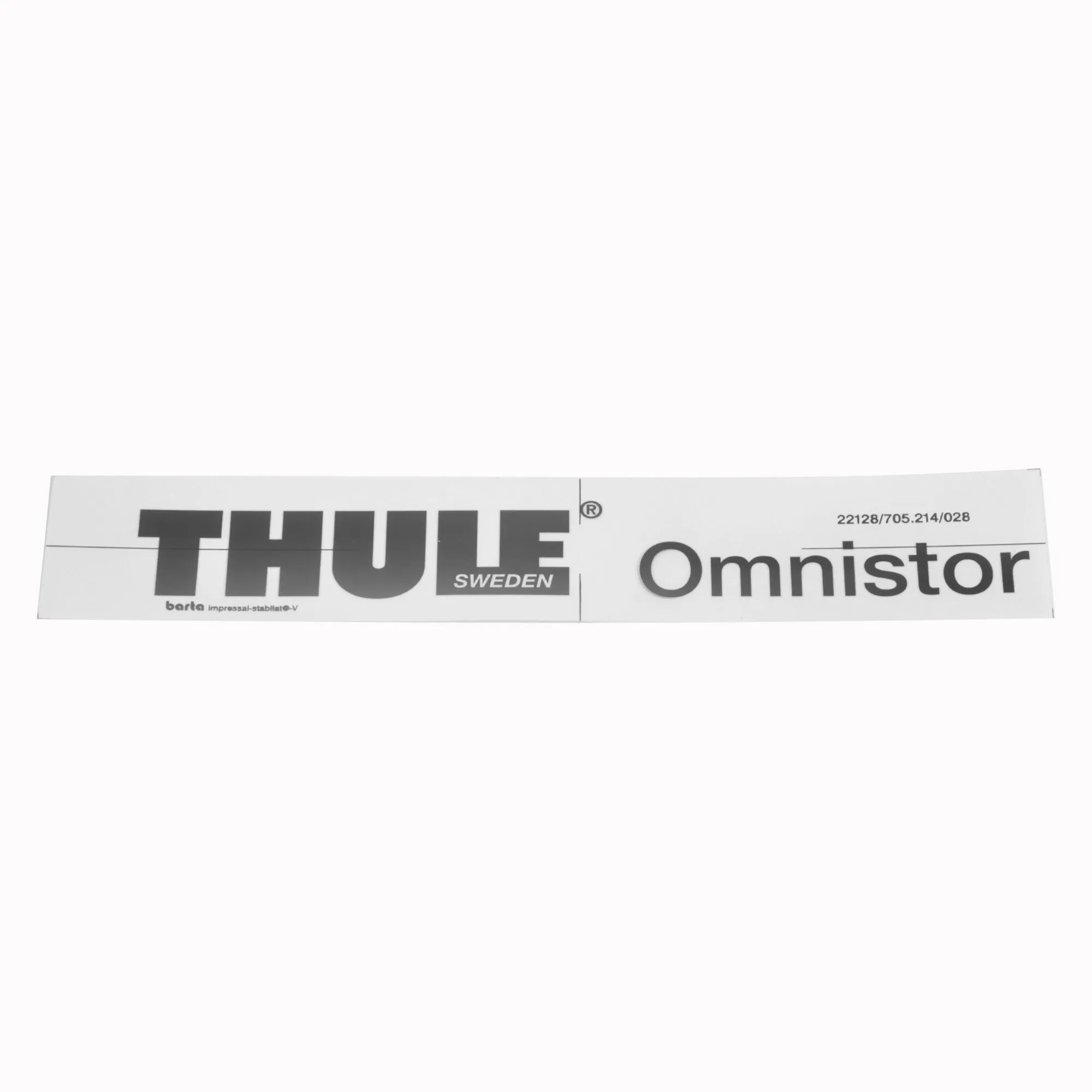Schwarzer Thule-Aufkleber mit den Aufschriften „THULE Sweden“ und „Omnistor“ sowie Artikelnummer 22128/705.214/028