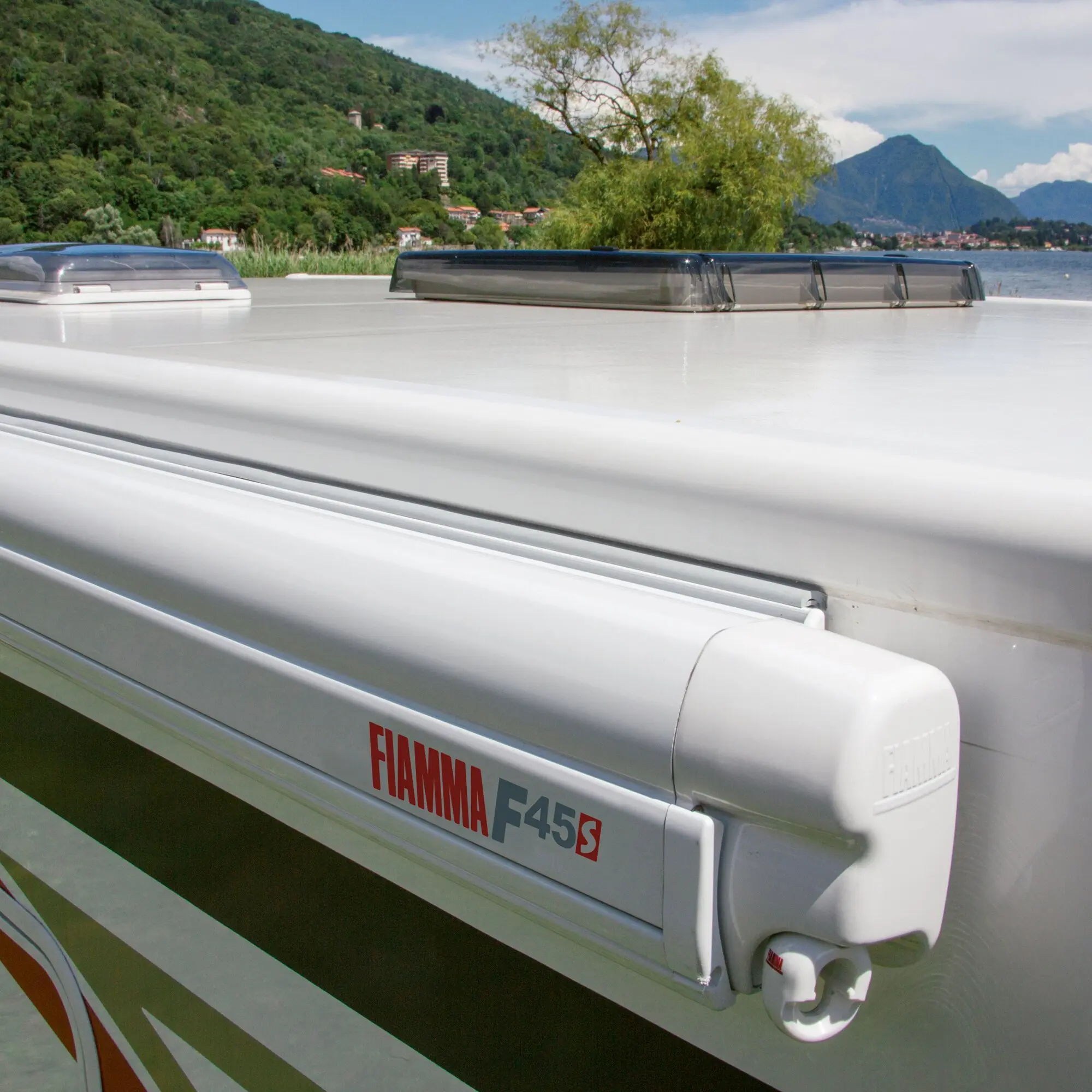 Sealing Tape Rain Guard Lower, 3 m
