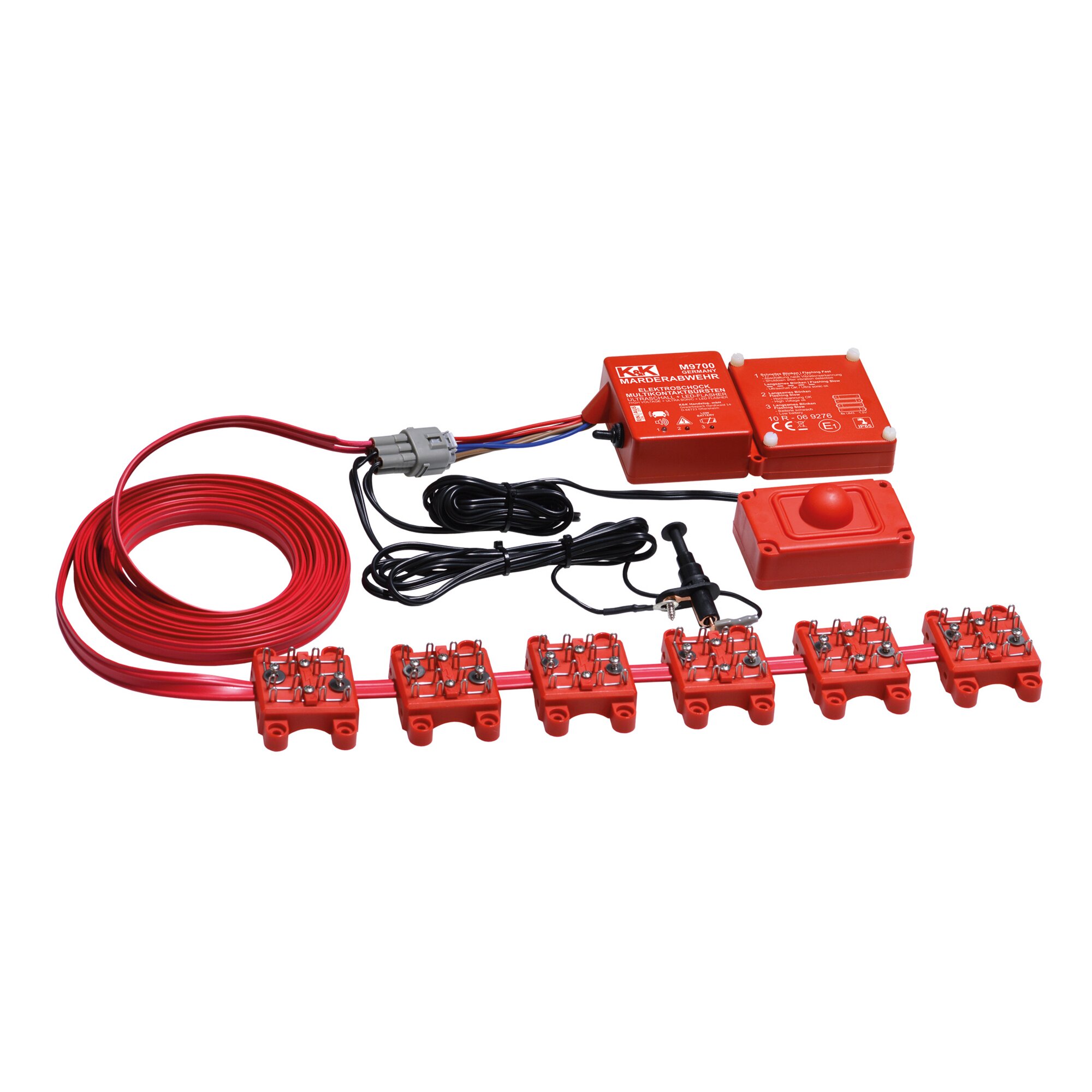 Marten Repellent Device with Ultrasound and High Voltage M9700 Self-Sufficient Combi Appliance