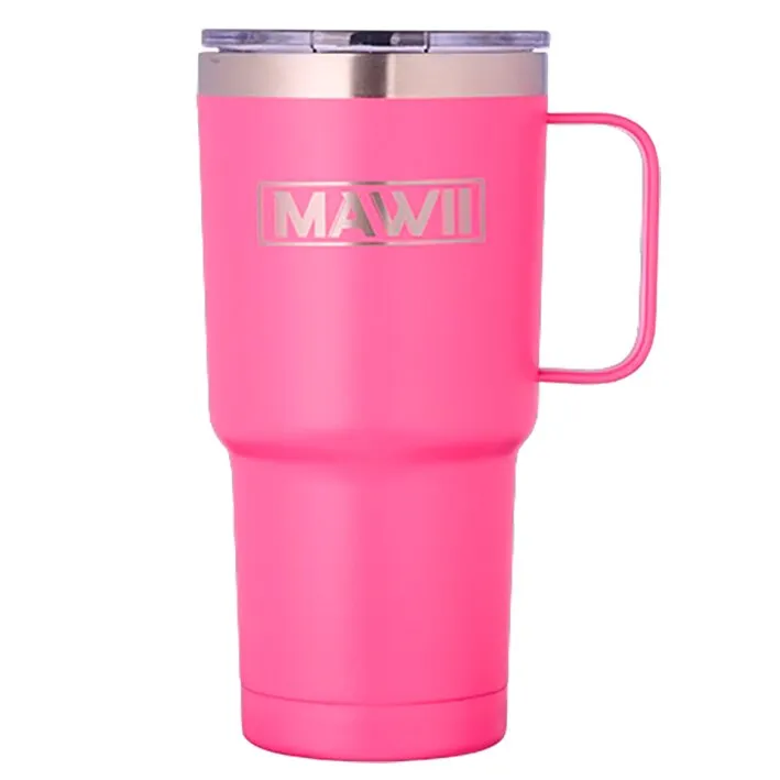 Pinkfarbener Edelstahlbecher mit Henkel, 600 ml, transparentem Deckel und MAWI-Logo grasps