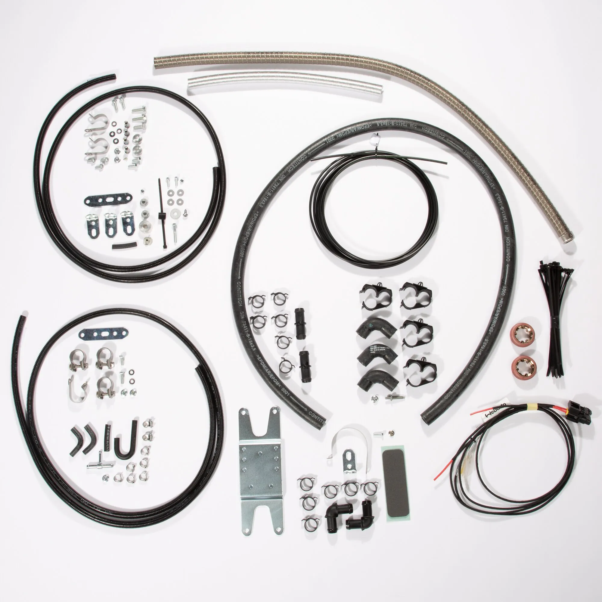 Einbaukit für Wasserheizung im Mercedes-Benz Sprinter W907/W910 mit Schläuchen, Kabeln, Halterungen, Schellen und Befestigungsteilen