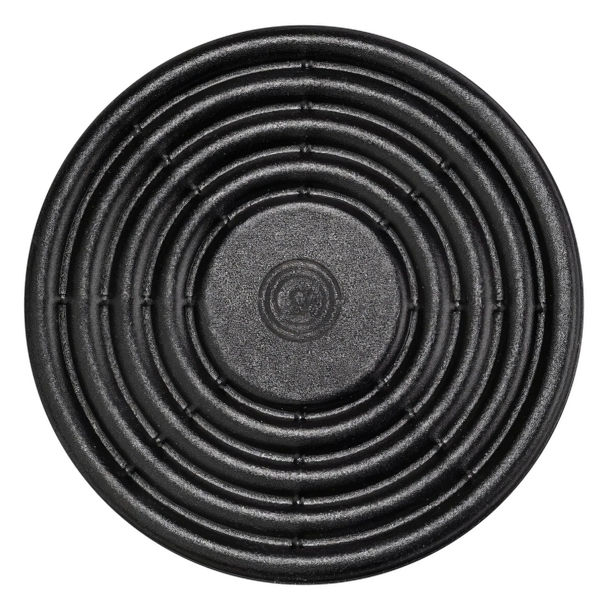 Nahaufnahme eines schwarzen, runden MagUp-Pad mit konzentrischen Rippen und rauer Oberfläche, Durchmesser 4–10 cm