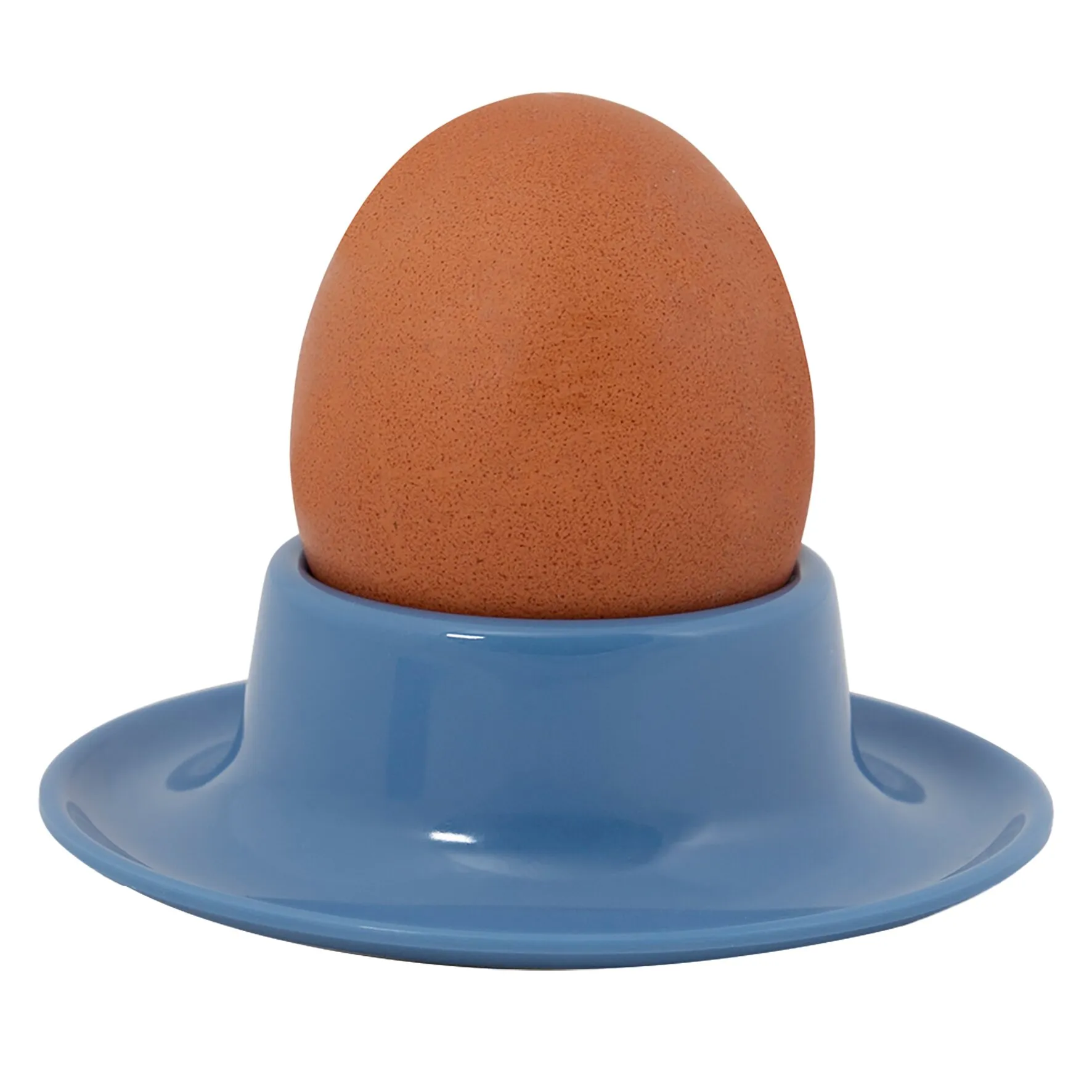Blauer Eierbecher Colour Line mit breitem Standfuß und braunem Ei in Detailansicht