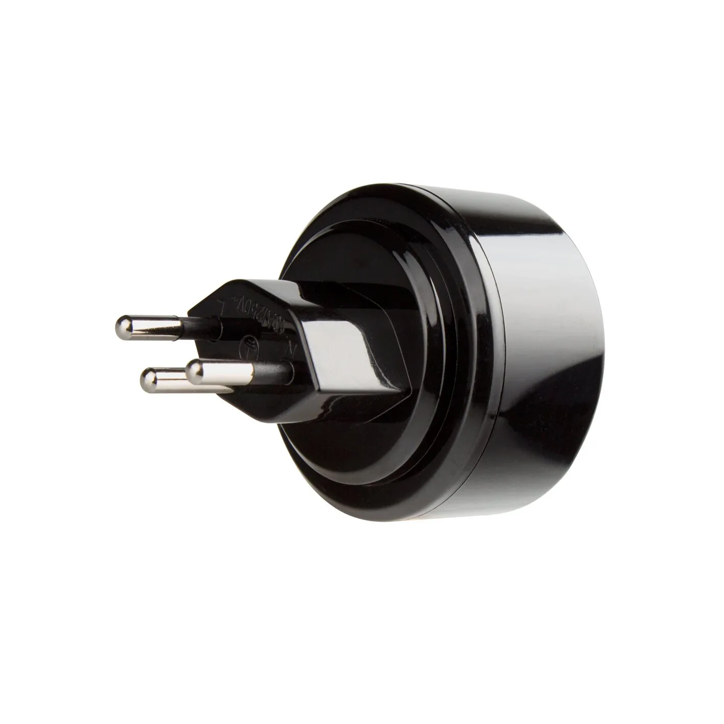 Schwarzer Reisestecker Schuko/CH mit rundem Gehäuse und zwei sichtbaren Metallkontakten in seitlicher Ansicht