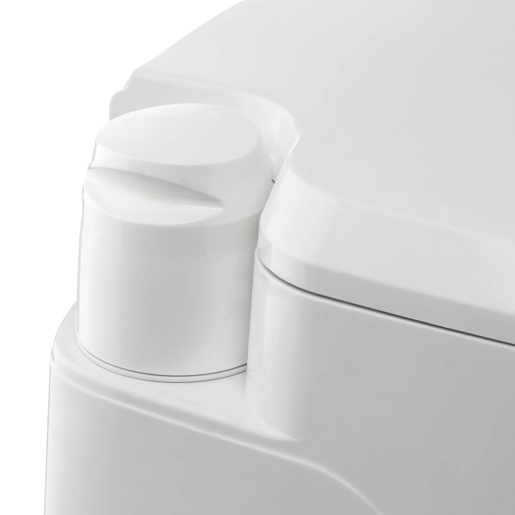 Weiße Campingtoilette Porta Potti Serie 300 in Detailansicht mit geschlossenem Deckel und separatem Spülwasserbehälter