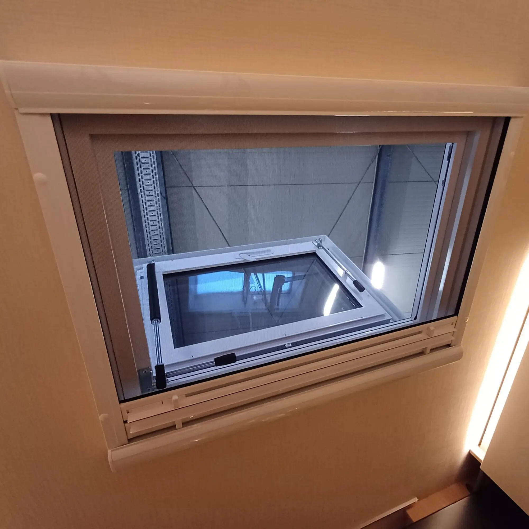 Interior Blind for Skylight DL4 AR, 500 x 500 mm