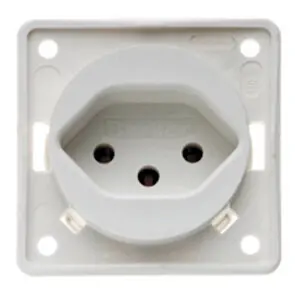 Steckdose Schweiz, weiß matt