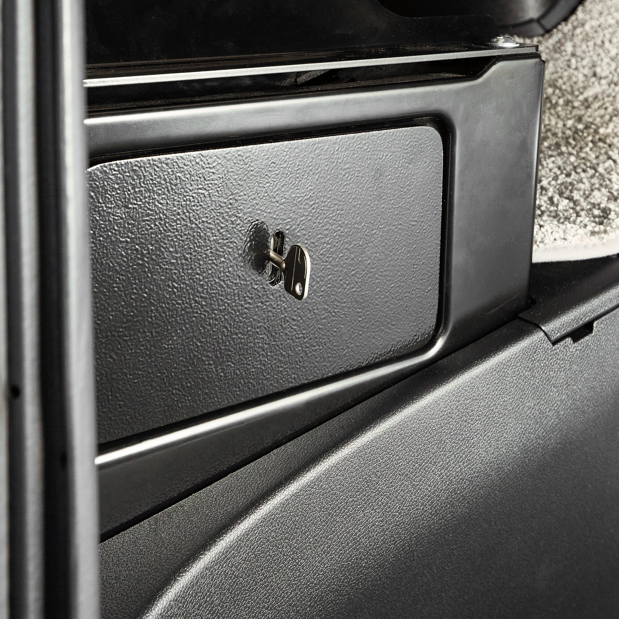 Sitzsockelsafe, Mercedes-Benz Sprinter