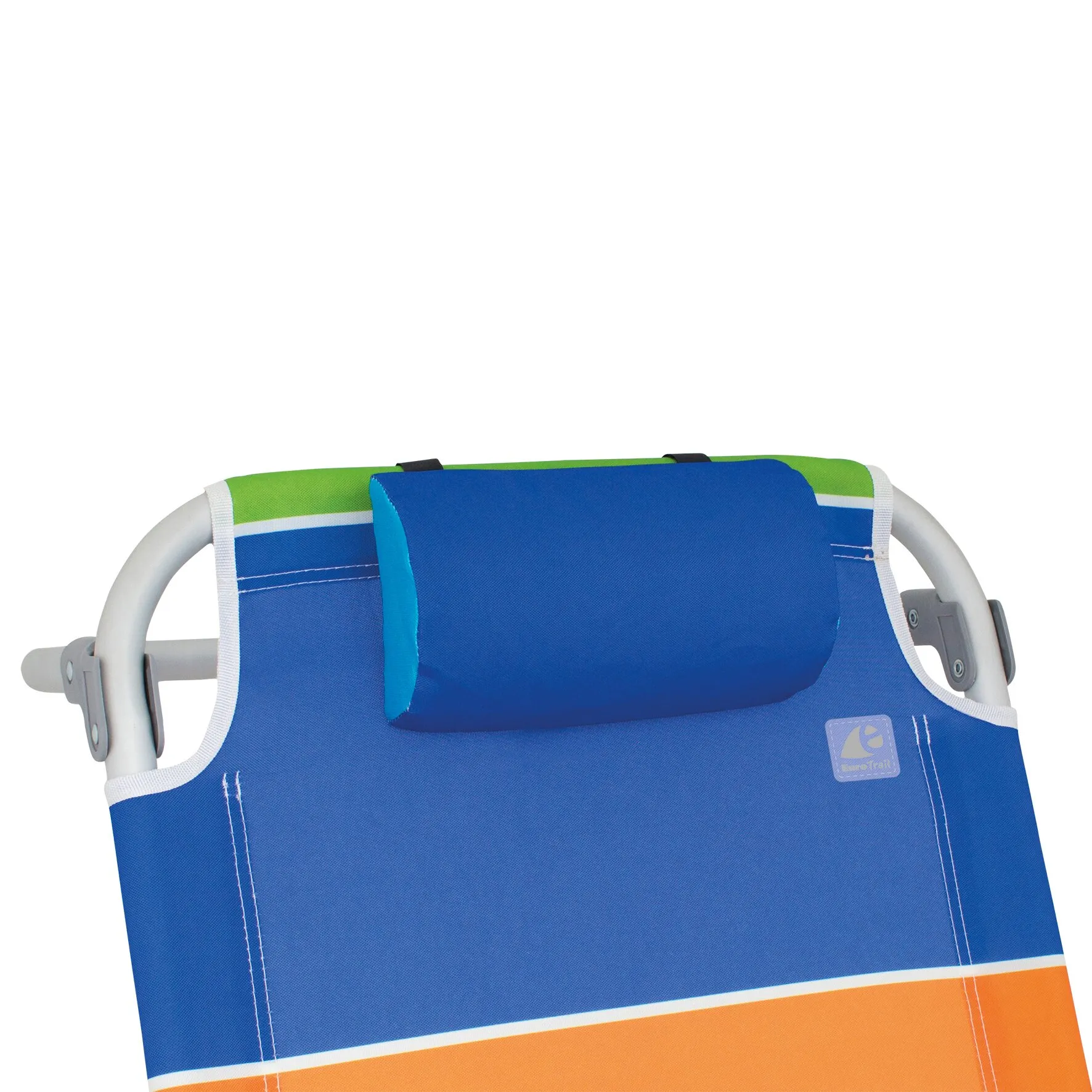 Detailaufnahme des Strandstuhls Séte mit blau-grün-orangefarbenem Stoff, weißem Rahmen und blauem Kopfpolster