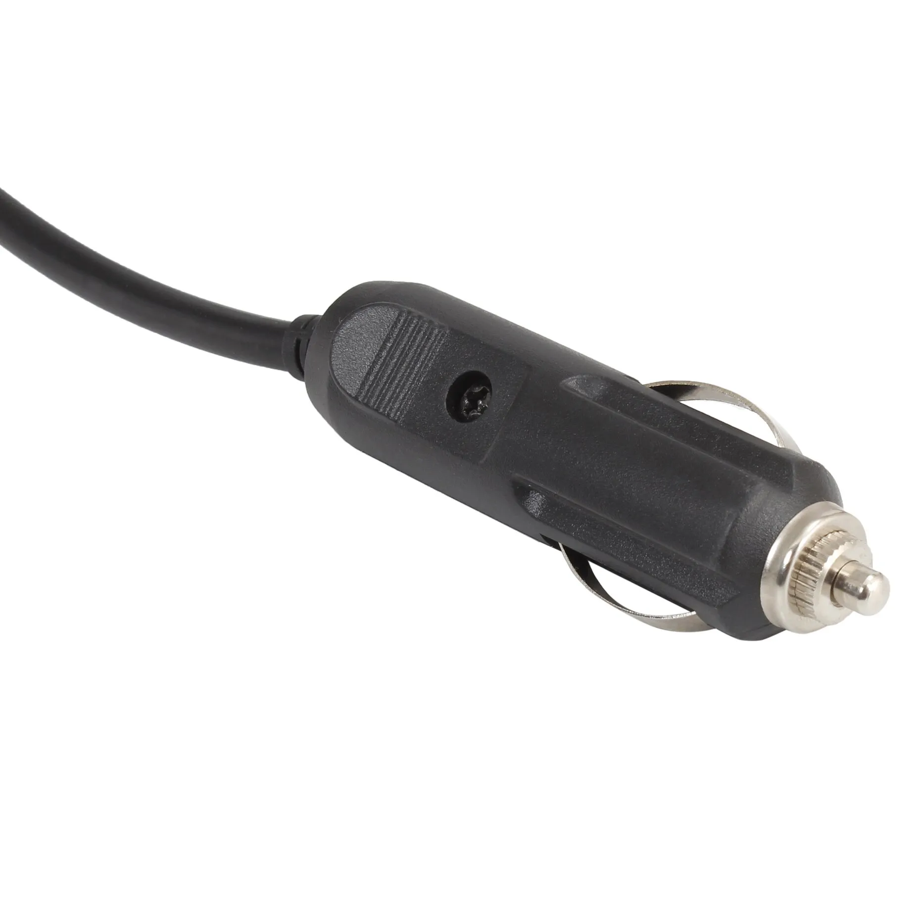 Detailaufnahme des schwarzen Kabels mit integriertem Ein-Aus-Schalter und silbernem 12-Volt-Stecker der Campingdusche Aquafresh 2.0