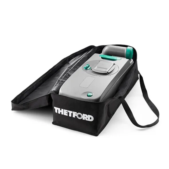 Geöffnete schwarze Thetford Cassette Carry Bag mit grauer Toilettenkassette und langen Tragegriffen