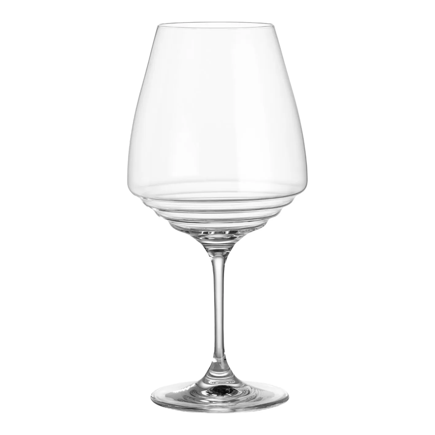 Weinglas Spherica aus klarem Glas mit bauchiger Kelchform, langem Stiel und rundem Fuß auf weißem Hintergrund
