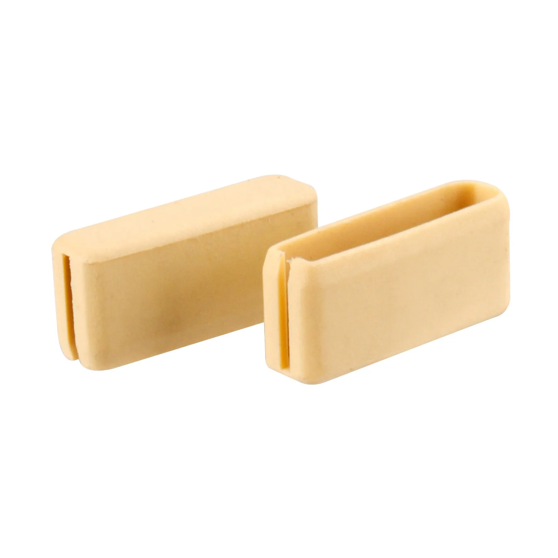Beige gerade Endkappen mit abgerundeten Kanten und länglicher Öffnung im 2er-Set, freigestellt auf weißem Hintergrund