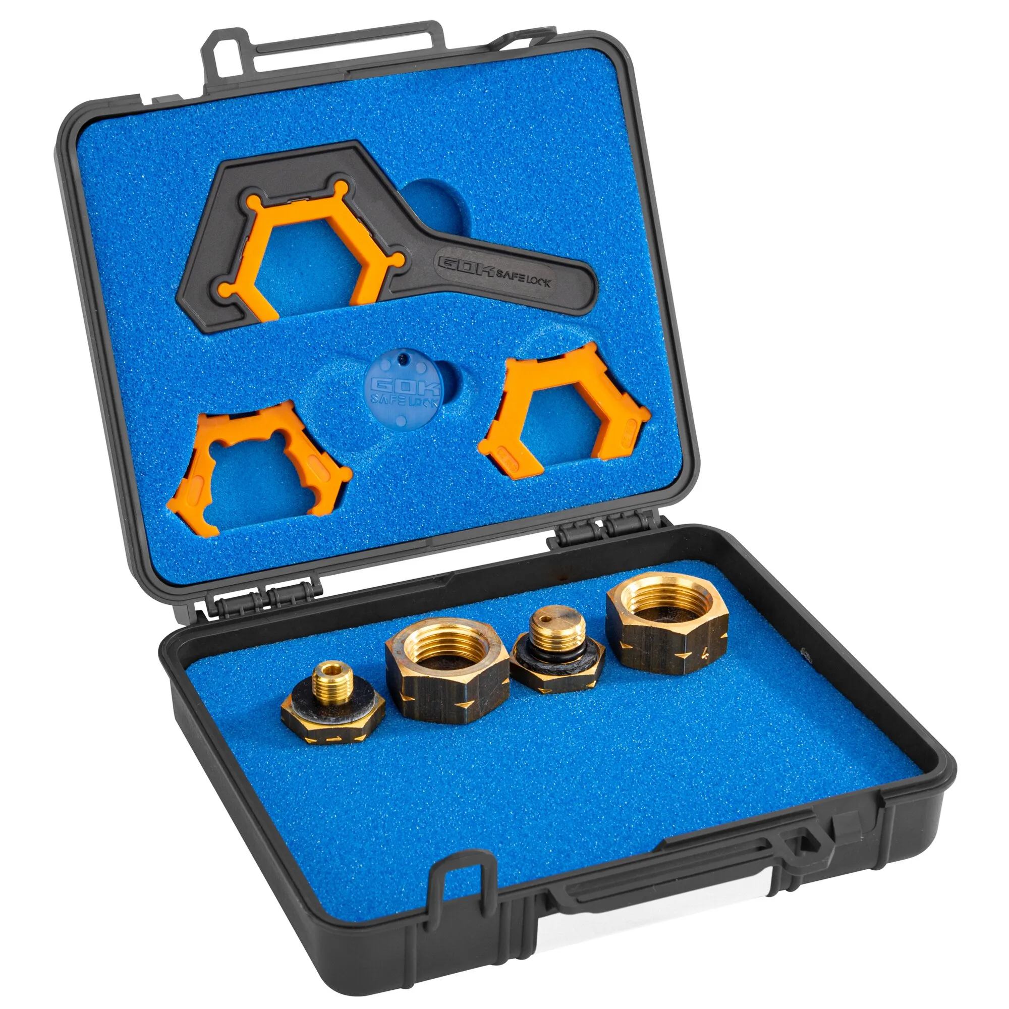 Geöffnetes schwarzes KNAUS-Gasadapter-Set im Transportkoffer mit blauen Schaumstoffeinlagen, Adaptern und orangefarbenen Werkzeugen
