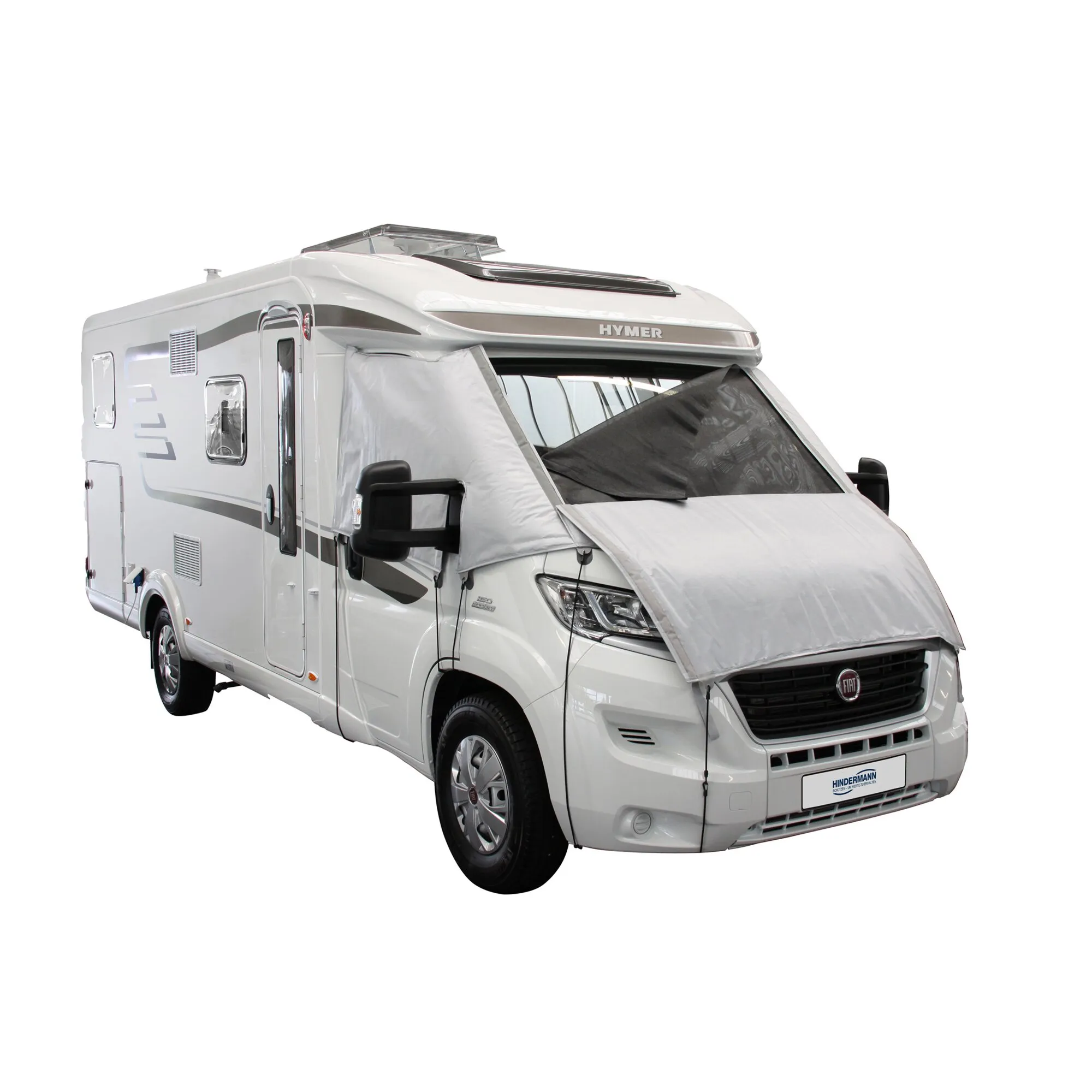 Silberne Thermomatte LUX-DUO für Renault Master III am oberen Frontbereich eines weißen Hymer-Wohnmobils angebracht