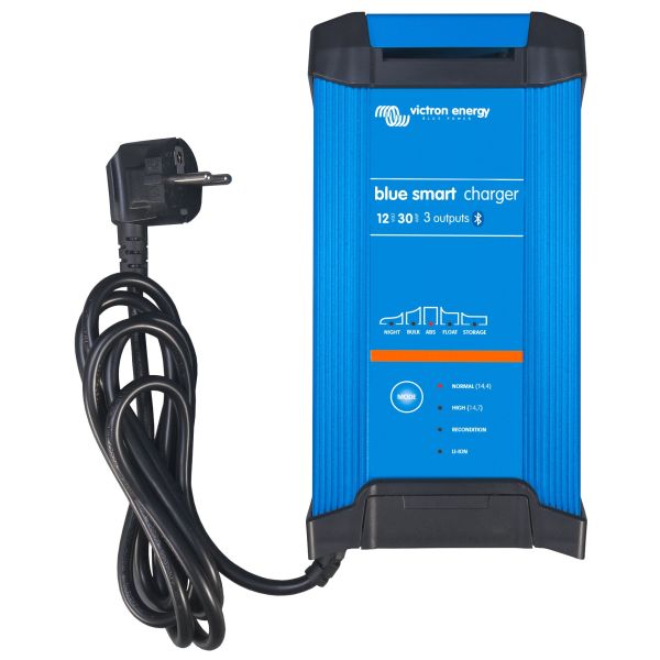 Victron Blue Smart IP22 Ladegerät 12/30 (3 Ausgänge)