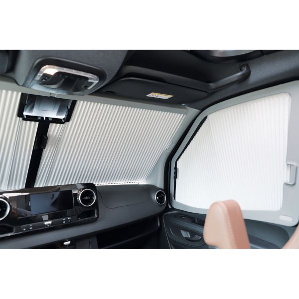 Remis REMIfront windshield darkening system for MB Sprinter from 03/2018 with large sensor housing